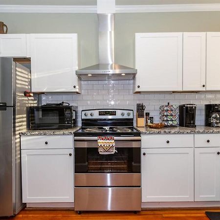 Renowned Historic Home Downtownacross From Park 윈스턴세일럼 외부 사진