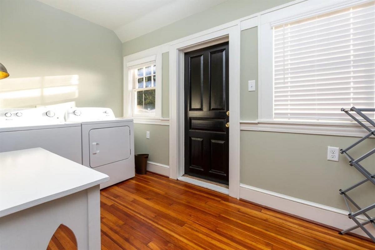 Renowned Historic Home Downtownacross From Park 윈스턴세일럼 외부 사진